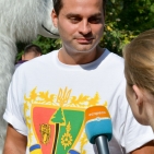 19979